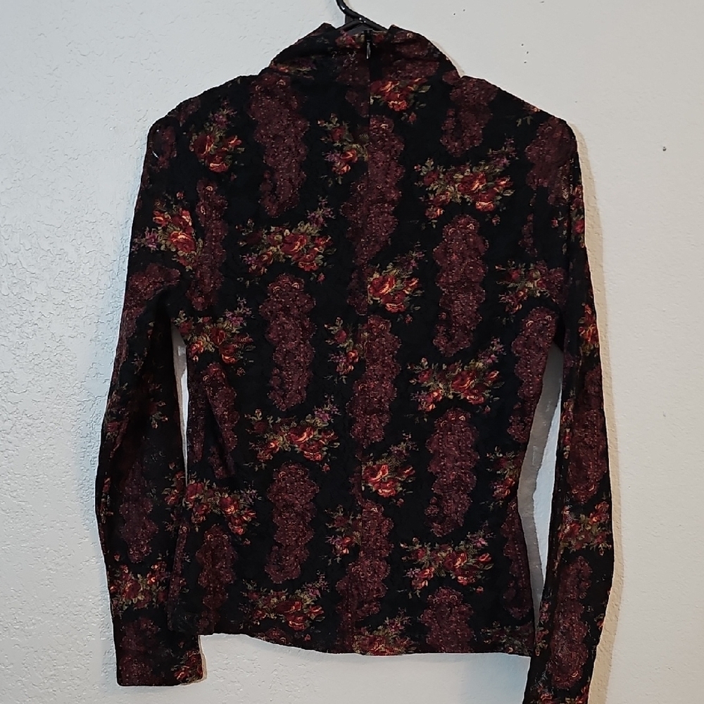 Classiques Entier Sheer Sleeve Black and Red Lace Top, Womens Medium Stretchy - Picture 5 of 9
